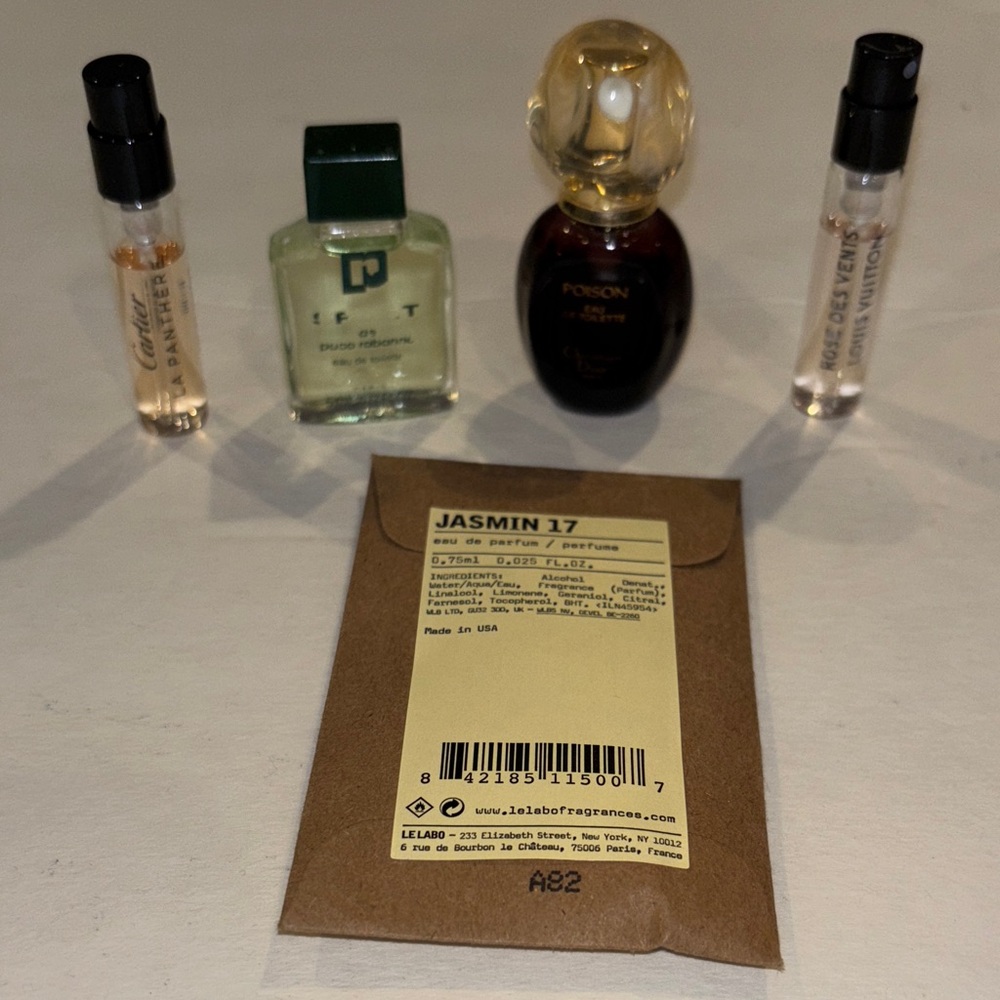 Assorted Fragrance Samples set (NWOT)